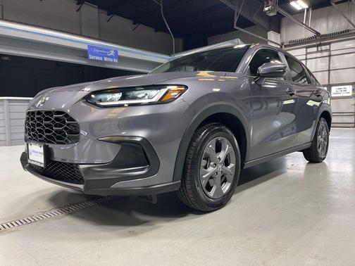 Modern Steel Metallic 2026 Honda HR-V LX