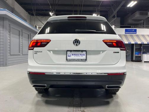 Pure White 2021 Volkswagen Tiguan 2.0T SEL