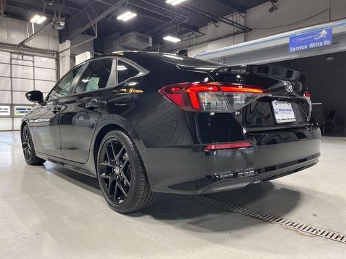 Crystal Black Pearl 2026 Honda Civic Sport