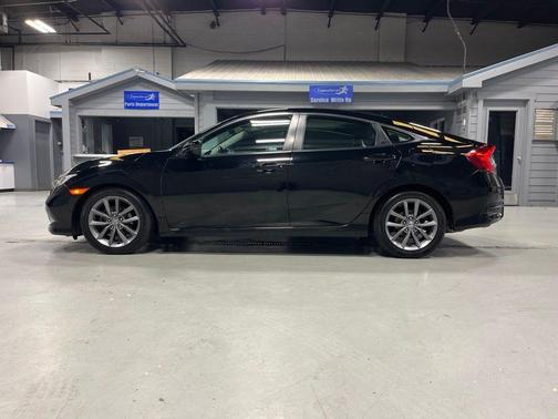 Crystal Black Pearl 2019 Honda Civic EX