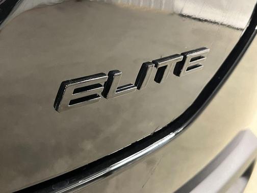 Crystal Black 2026 Honda Pilot Elite