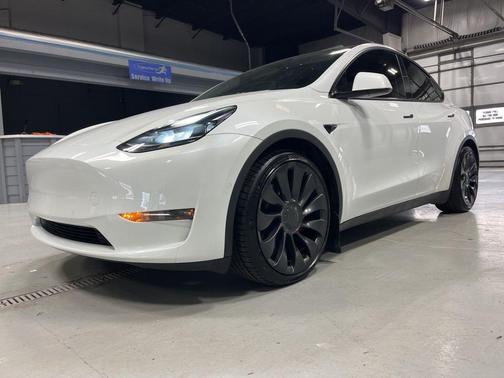 2022 Tesla Model Y Performance