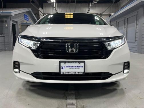 Platinum White Pearl 2024 Honda Odyssey EX-L