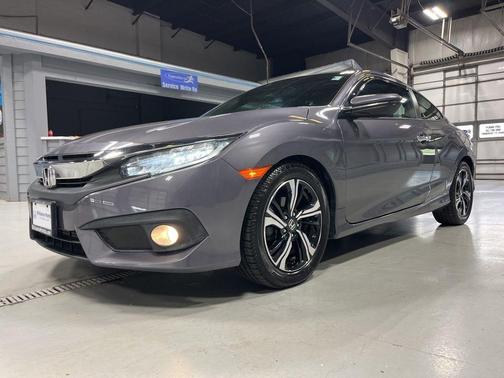 Modern Steel Metallic 2017 Honda Civic Touring