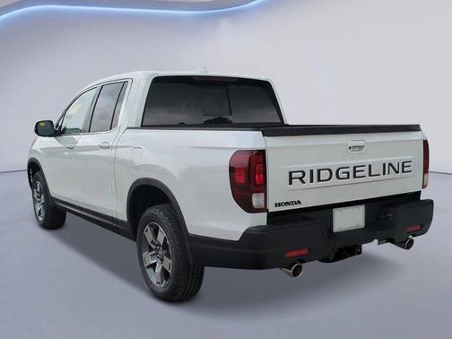 Platinum White 2026 Honda Ridgeline RTL
