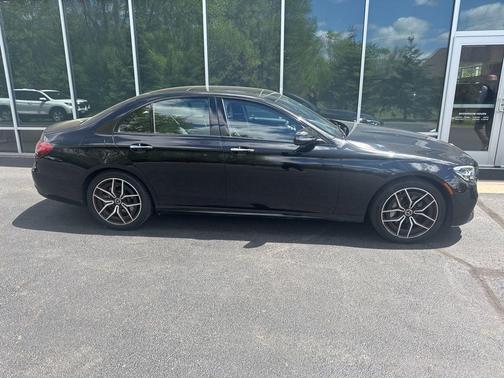 Obsidian Black Metallic 2023 Mercedes-Benz E-Class E 450 4MATIC