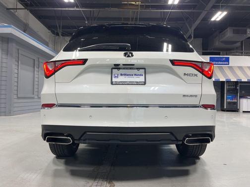 Platinum White Pearl 2022 Acura MDX Advance