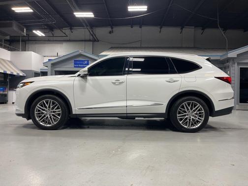 Platinum White Pearl 2022 Acura MDX Advance