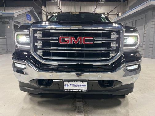 Onyx Black 2017 GMC Sierra 1500 SLT