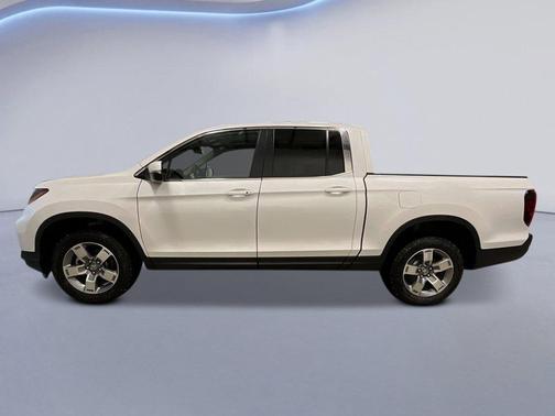 Platinum White 2026 Honda Ridgeline RTL