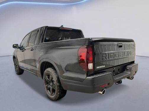 Crystal Black 2026 Honda Ridgeline Black Edition