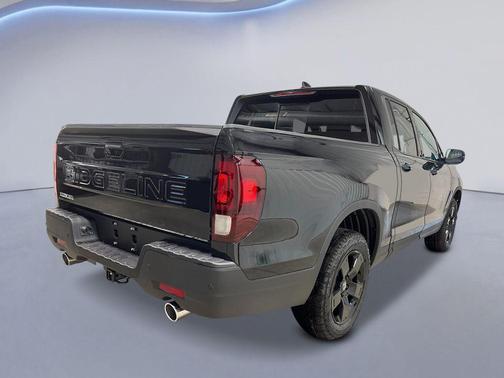 Crystal Black 2026 Honda Ridgeline Black Edition