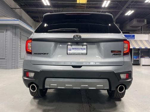 Lunar Silver Metallic 2023 Honda Passport TrailSport