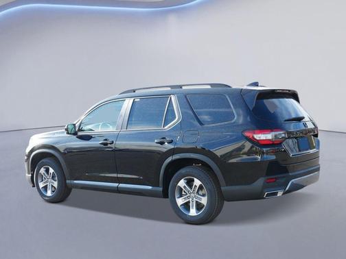 Crystal Black 2026 Honda Pilot EX-L