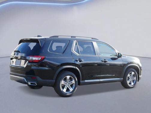Crystal Black 2026 Honda Pilot EX-L