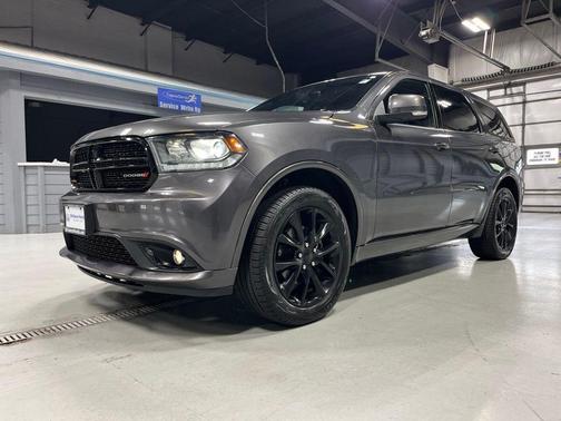 Granite Clearcoat Metallic 2017 Dodge Durango GT