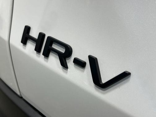 Platinum White 2026 Honda HR-V Sport