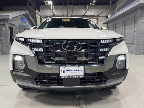 Ice White 2022 Hyundai SANTA CRUZ 2.5T Limited