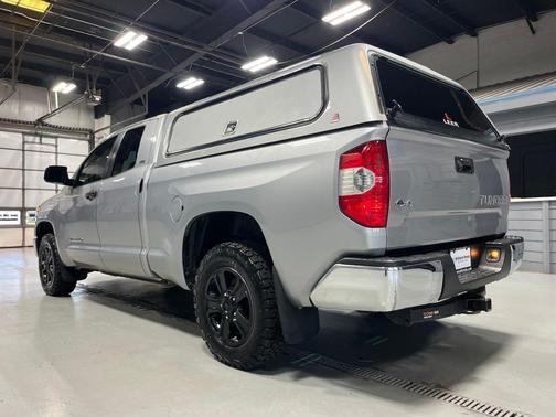 Silver Sky Metallic 2018 Toyota Tundra SR5