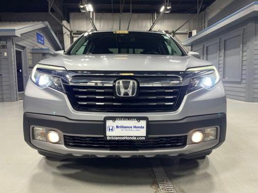 Silver 2017 Honda Ridgeline RTL-E