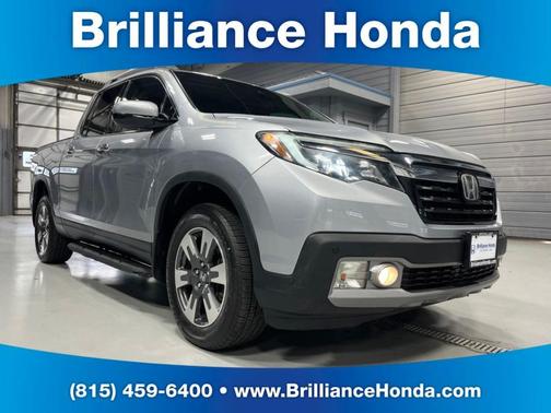 Silver 2017 Honda Ridgeline RTL-E