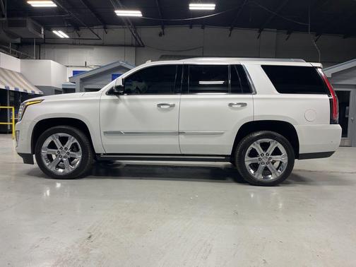 2017 Cadillac Escalade Premium Luxury