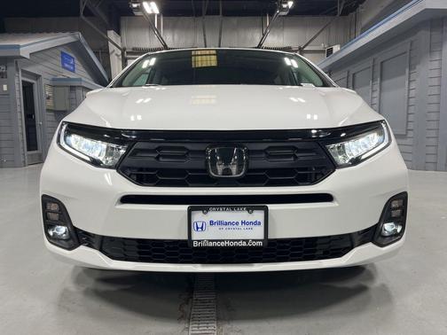 Platinum White Pearl 2026 Honda Odyssey EX-L