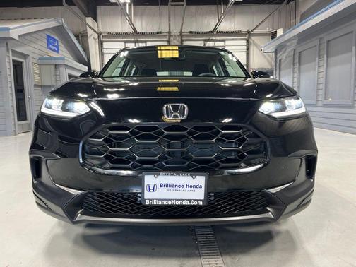 Crystal Black Pearl 2024 Honda HR-V LX