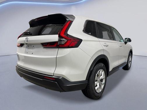 Platinum White 2027 Honda CR-V LX