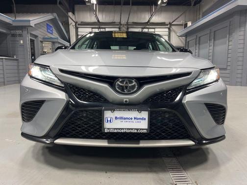 Celestial Silver / Midnight Black Metallic 2020 Toyota Camry XSE V6