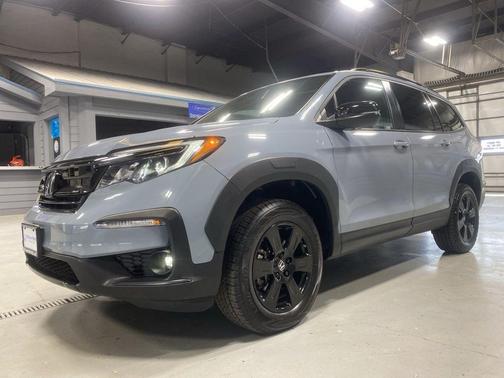Sonic Gray Pearl 2022 Honda Pilot TrailSport