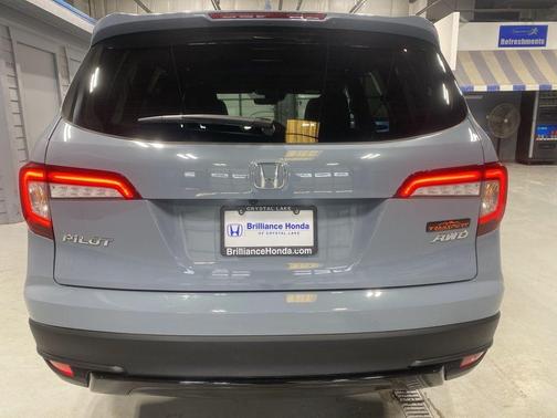 Sonic Gray Pearl 2022 Honda Pilot TrailSport