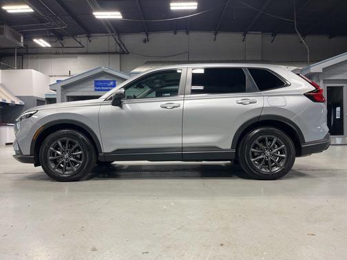 Solar Silver Metallic 2026 Honda CR-V EX-L