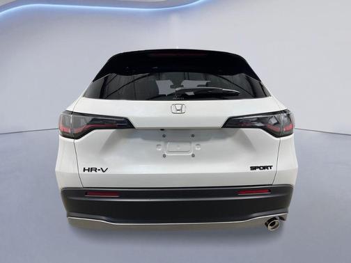 Platinum White 2026 Honda HR-V Sport