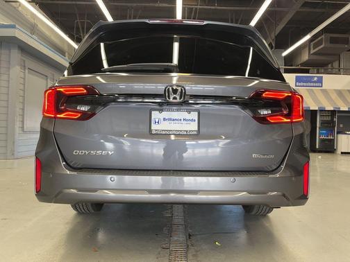 2025 Honda Odyssey Touring