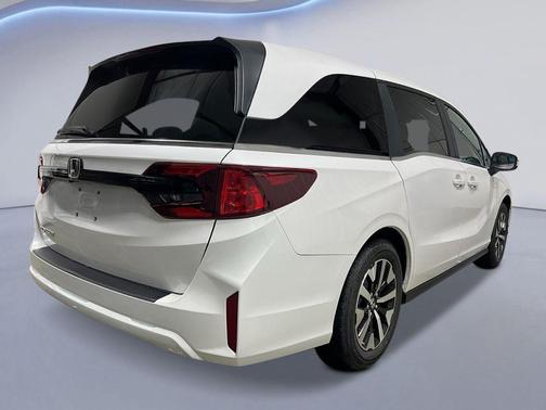 Platinum White 2026 Honda Odyssey EX-L