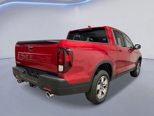 Radiant Red 2026 Honda Ridgeline RTL