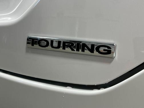 Platinum White 2026 Honda Pilot Touring