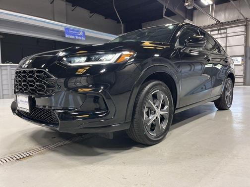 Crystal Black Pearl 2024 Honda HR-V EX-L