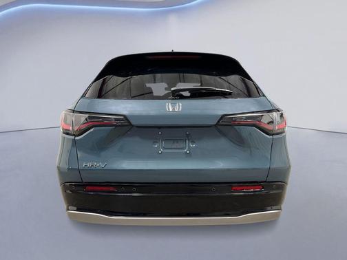 Nordic 2027 Honda HR-V EX-L