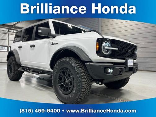 Oxford White 2023 Ford Bronco Badlands