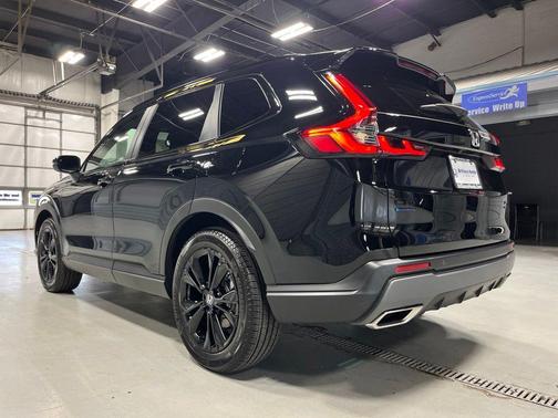Crystal Black Pearl 2026 Honda CR-V Hybrid Sport Touring