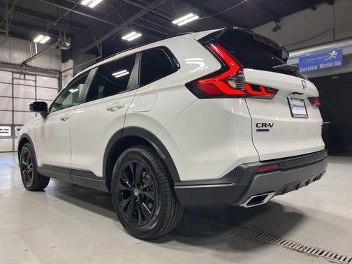 Platinum White 2026 Honda CR-V Hybrid Sport Touring
