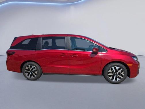 Radiant Red 2026 Honda Odyssey EX-L