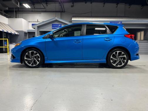 Electric Storm Blue 2018 Toyota Corolla iM Base