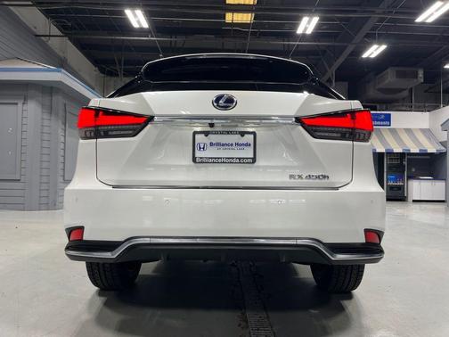 Eminent White Pearl 2020 Lexus RX 450h Base