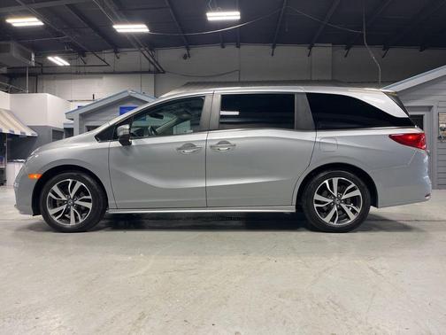 2024 Honda Odyssey Touring