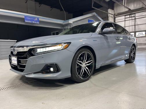 Sonic Gray Pearl 2022 Honda Accord Hybrid Touring