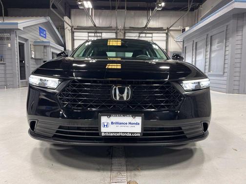 Crystal Black Pearl 2024 Honda Accord EX
