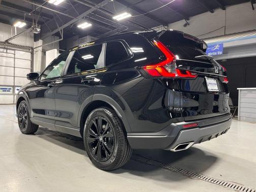 Crystal Black Pearl 2026 Honda CR-V Hybrid Sport Touring